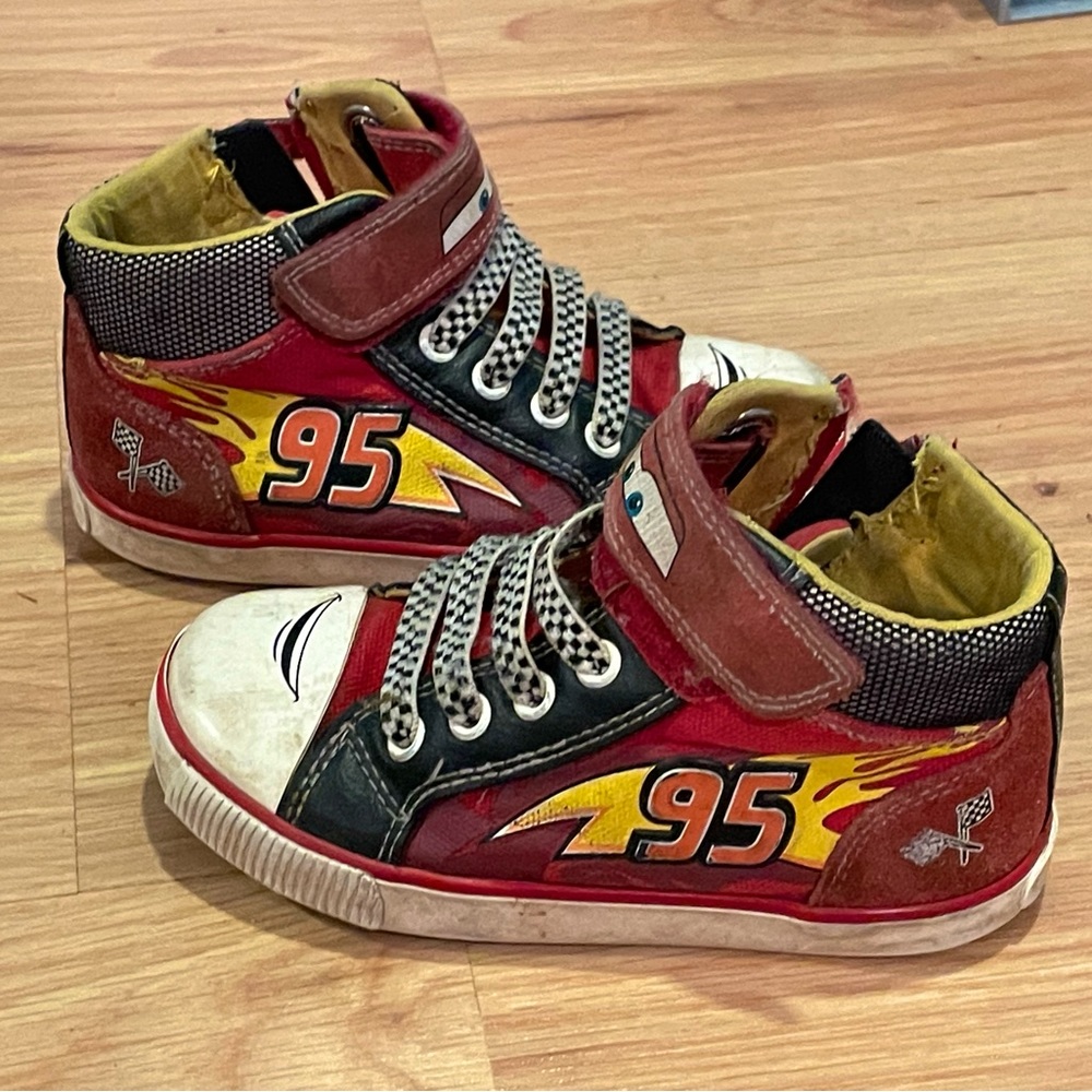 Geox Disney Cars Toddler Shoe 9